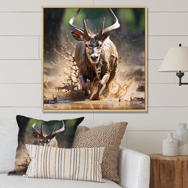 Grand koudou africain qui court sur toile, Cadre naturel flottant, H 36 po x l 36 po x P 1,5 po