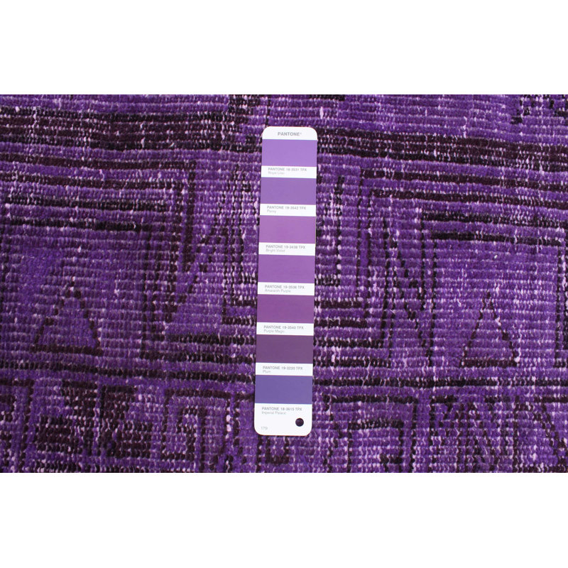 Tapis mauve à transition de couleur 5 pi 8 po x 8 pi 1 po