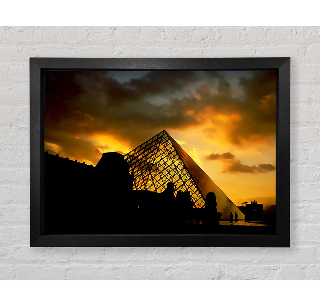 Paris Louvre Pyramid At First Light - Einzelne Bilderrahmen Kunstdrucke