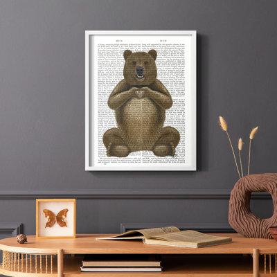 «Bear and Hand Heart», reproduction encadrée - bois massif