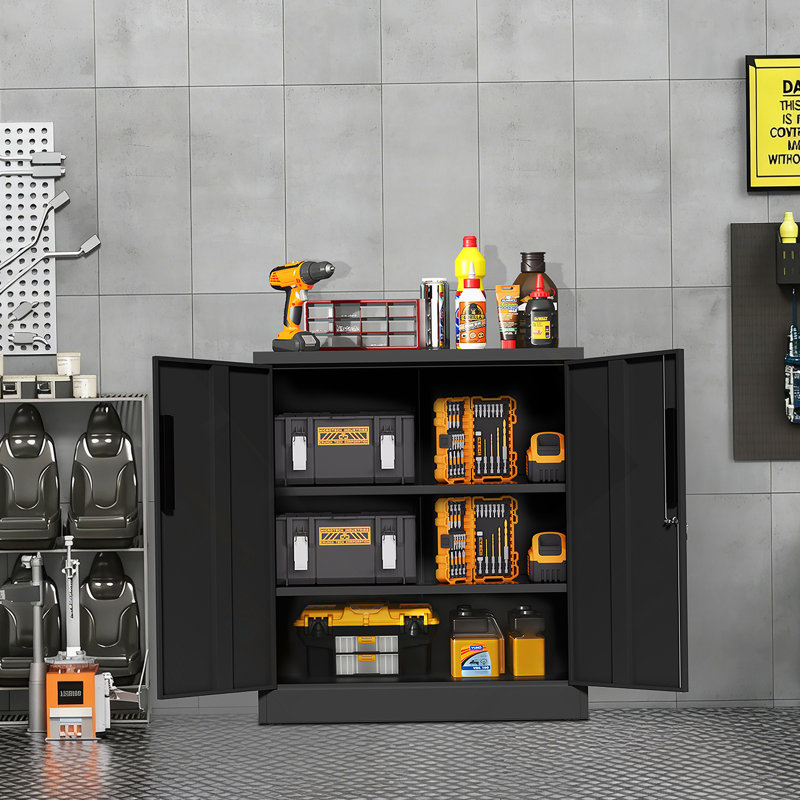 Armoire de rangement en métal robuste avec serrure, tablettes réglables et sécurité à 3 points pour le garage, le bureau ou la maison.
