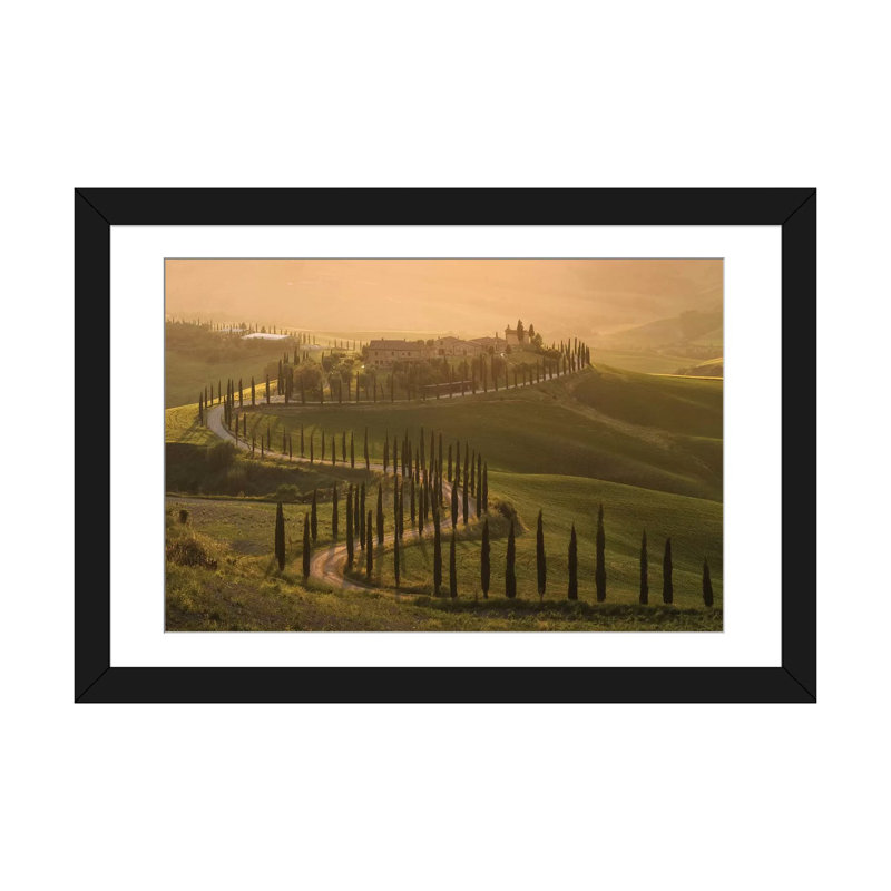 «Spring in Tuscany VIII», reproduction de photo sur toile, H 24 po x l 32 po x P 1 po, Papier avec cadre noir, Blanc