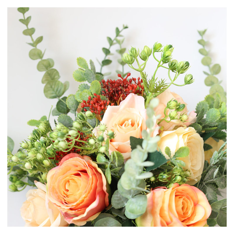 Arrangement floral mélangé champagne