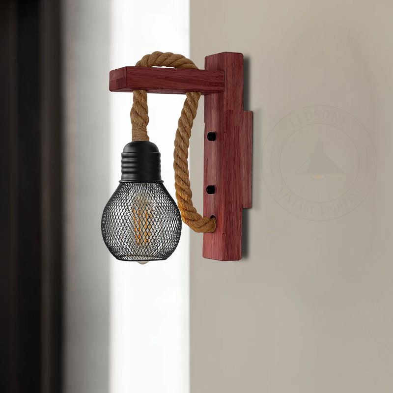 Ardsley Armed Sconce, Yes