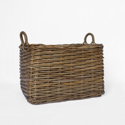 Panier en rotin avec poignées