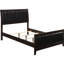 Grande chambre à coucher Cappuccino - Comprend un lit à panneau avec revêtement en similicuir noir avec finition cappuccino pour un intérieur élégant-1759772137