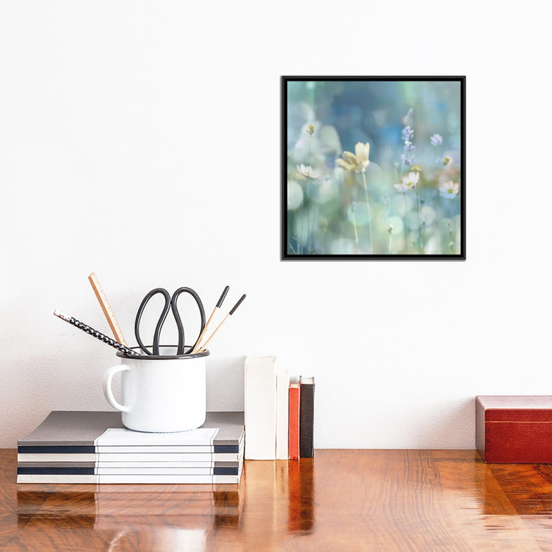 Morning Meadow II par Kate Carrigan - Estampe numérique sur toile tendue avec châssis, H 37 po x l 37 po x P 1,5 po