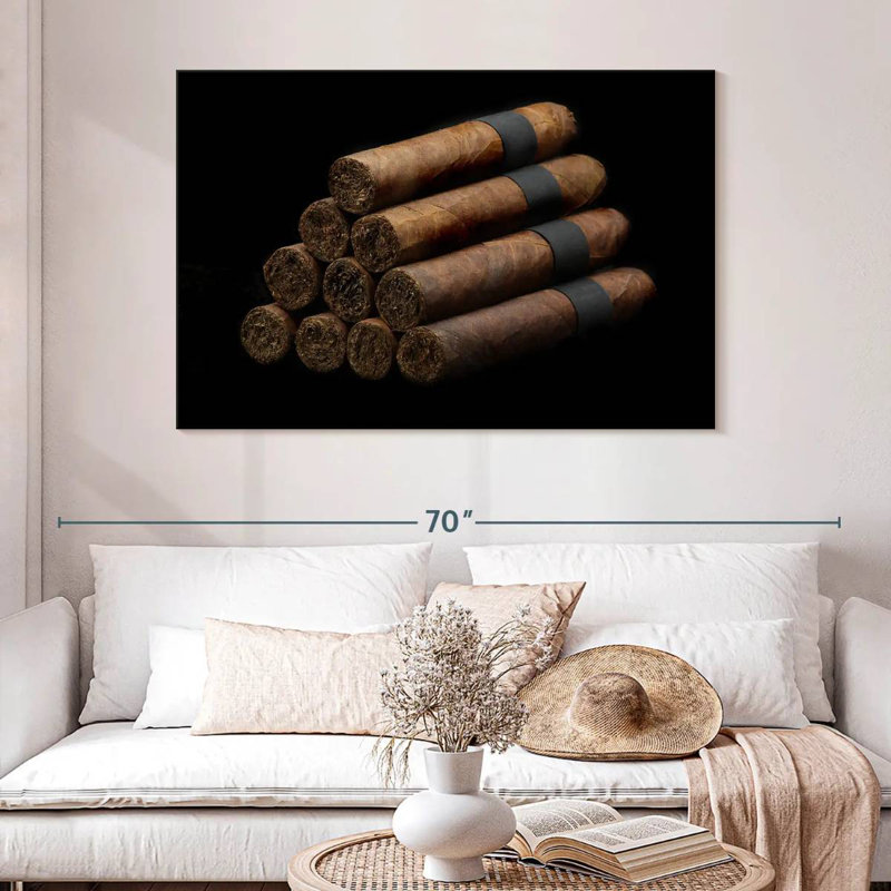 Senne Robusto Cigar Pyramid, 34" H x 51" W