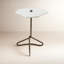 Table de bout en marbre à forme libre avec base en fer Goncalvo H 23 po-1641692031