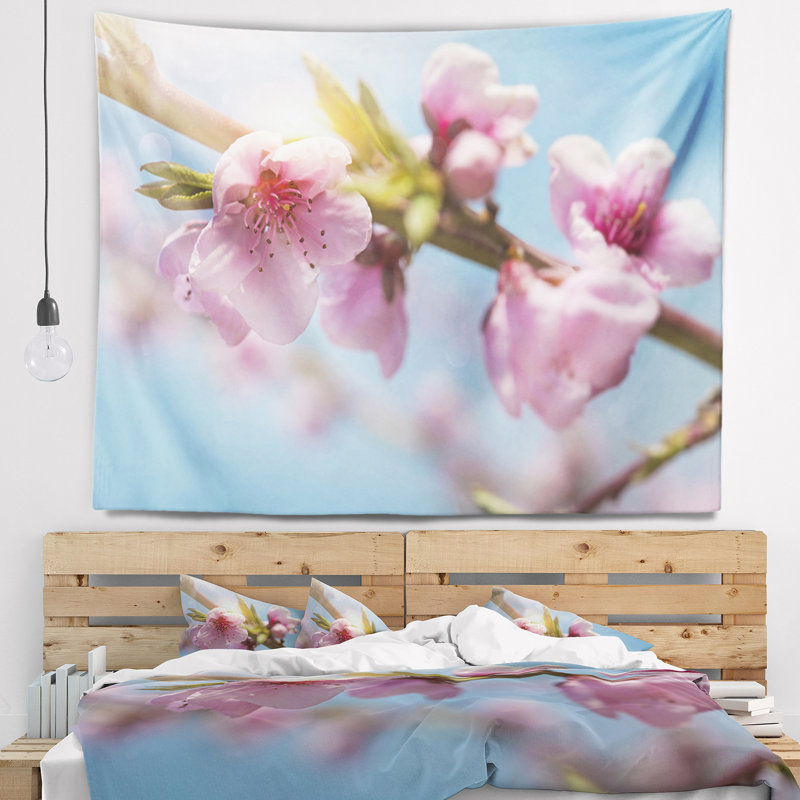 Tapisserie tige de fleur de pêcher, H 68 po x l 80 po