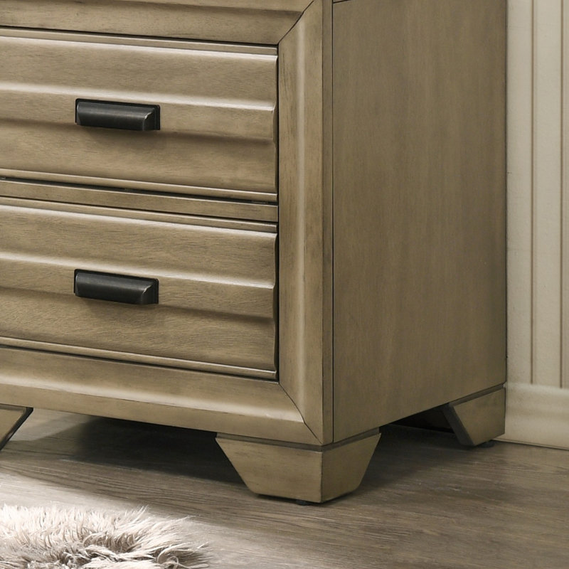 Ensemble de chambre avec lit plateforme 4 pièces Dwain, Très grand, Cinq pièces : Lit, 2 tables de chevet, commode, m