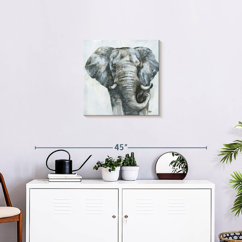 Brampt Masai Moment, 20" H x 20" W