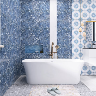 67'' x 30.7'' Freestanding Soaking Acrylic Bathtub
