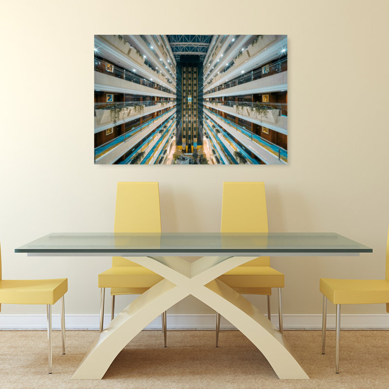 «Grand Hotel Atrium», impression d'art urbain élégant, H 32 po x l 48 po
