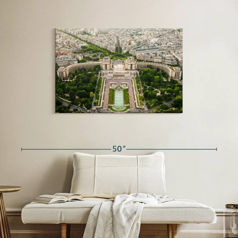 Sireci au-dessus de Paris, H 26 po x l 39 po