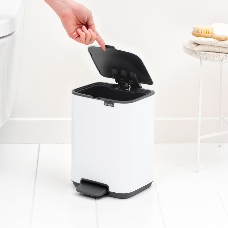 Brabantia Bo Pedal Bin, 4 L, 26.8cm H x 19.9cm W x 20.8cm D, White