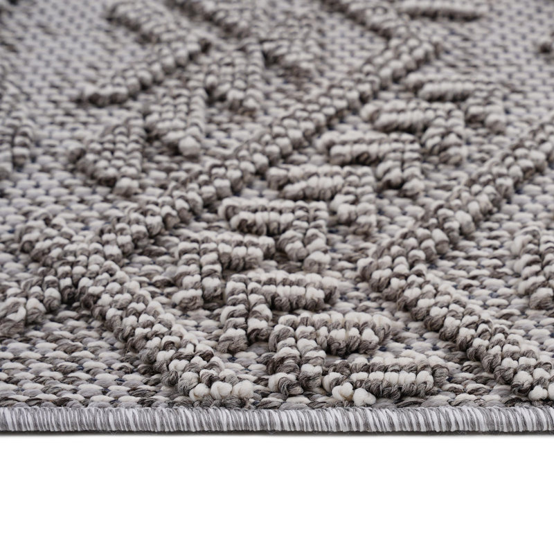 Traditional Indoor/Outdoor Area Rug, Rectangle 4' x 6'2"