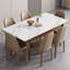 Combinaison de table et de chaise simplifiée