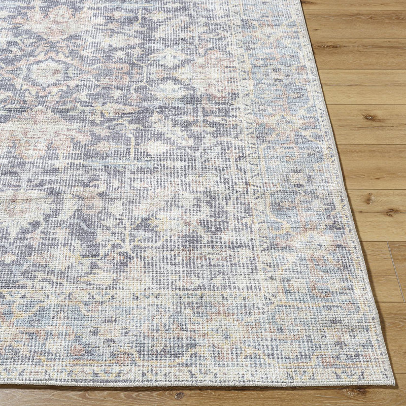 Tapis traditionnel gris anthracite Our PNW Home x Livabliss, Tapis de couloir 2 pi 8 po x 12 pi