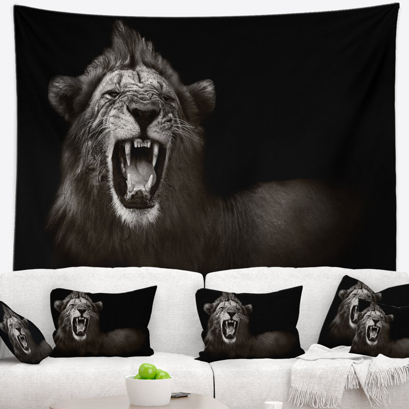 Lion affichant la tapisserie de feu de fiery Animal, H 50 po x l 60 po