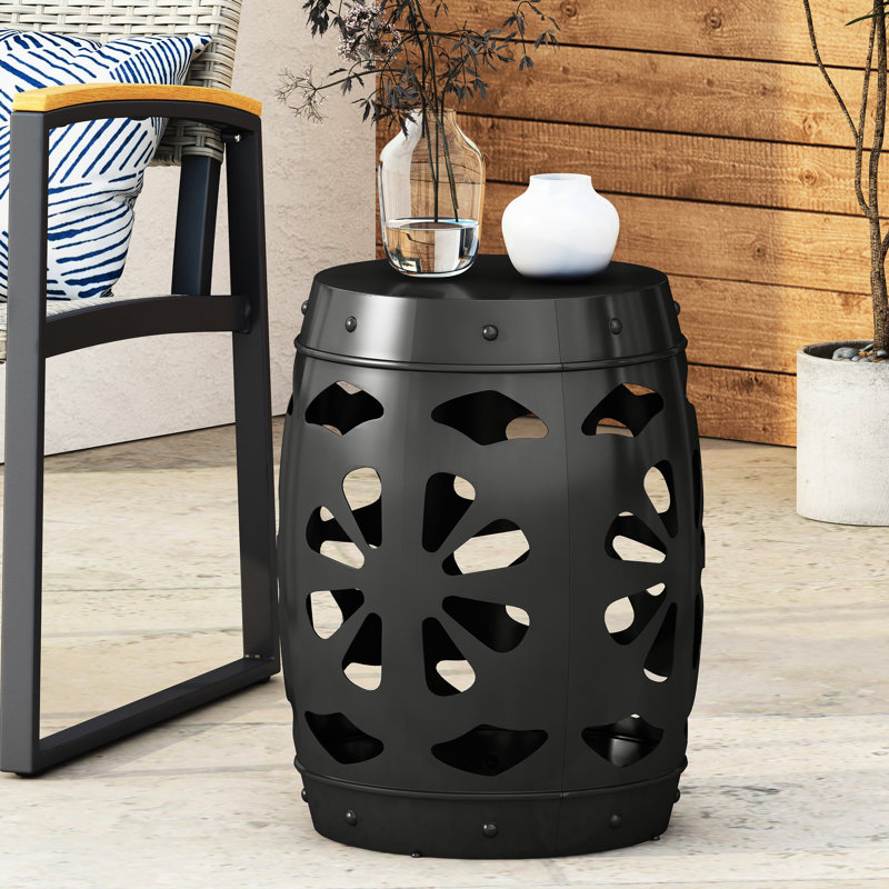 Table d'appoint moderne avec structure en fer thermolaqué et conception découpée, 16,22 po x 16,22 po x 20,2 po, noire, grande base en métal prête à l'emploi, 16,5 po x 16,5 po x 20,75 po, aucun assemblage requis.
