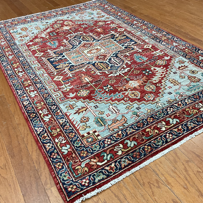  Handmade Serapi Wool Rug