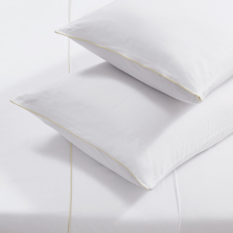 Brooklyn Loom Merrowed Edge 200 Thread Count Percale Sheet Set, King Sheet Set with 2 Pillowcases, White/Chalk