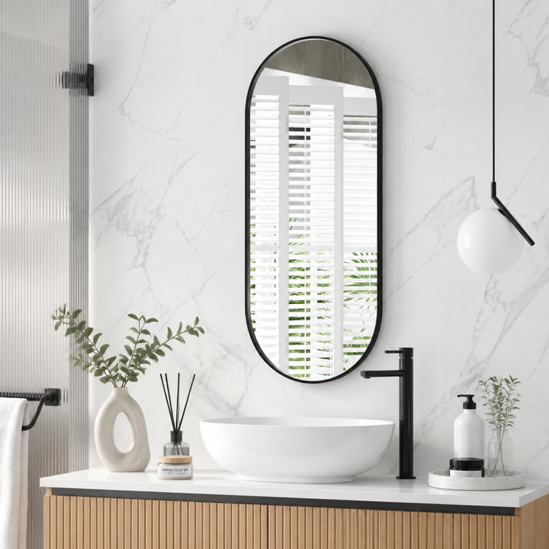 Miroir ovale 63 po x 20 po, Noir