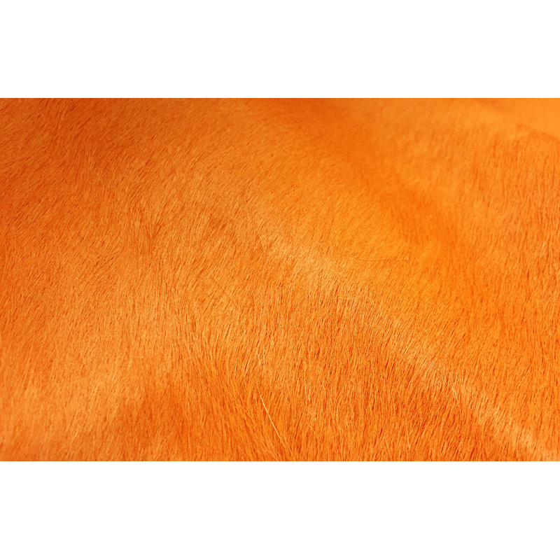 Tapis orange en peau de vache brésilienne Gardendale, Nouveauté 6 pi 6 po x 7 pi 6 po