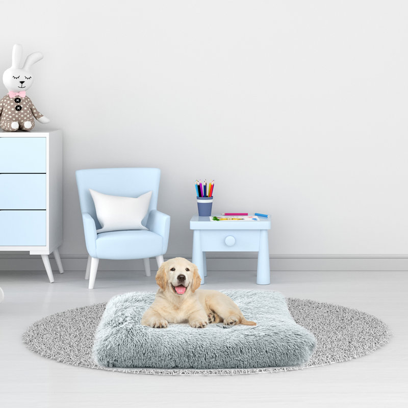Tapis touffeté en fausse fourrure Precious Tails, Bleu, Moyen (l 23 po x P 35 po x H 2 po)