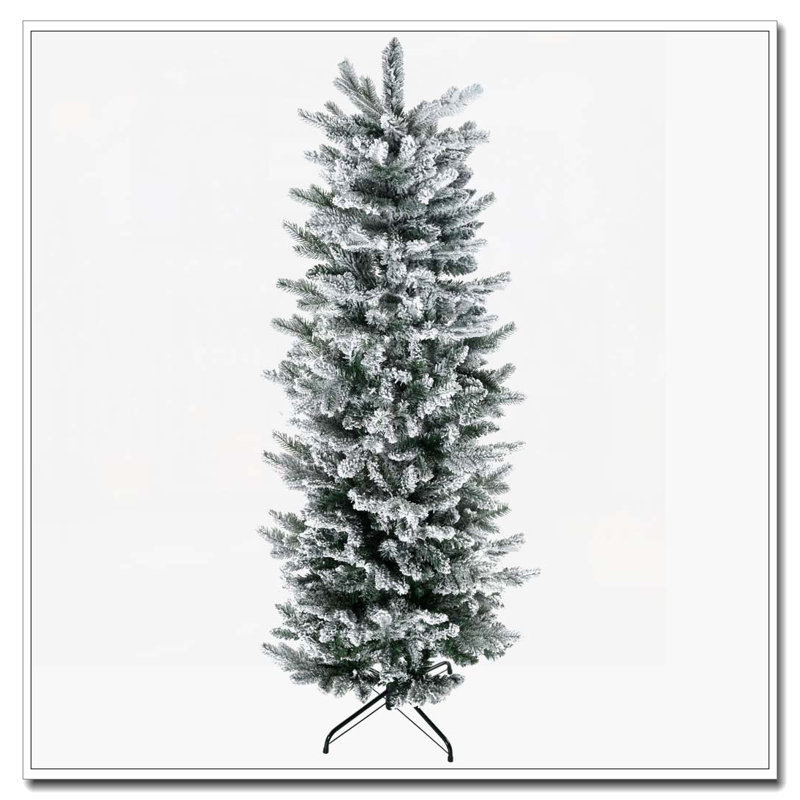 Arbre de Noël artificiel enneigé 6 pi de haut