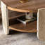 Table d'appoint à double couche de style Palace pour petits espaces de vie, table basse rétro avec cadre en bois massif, rangement de chevet moderne et fonctionnel
