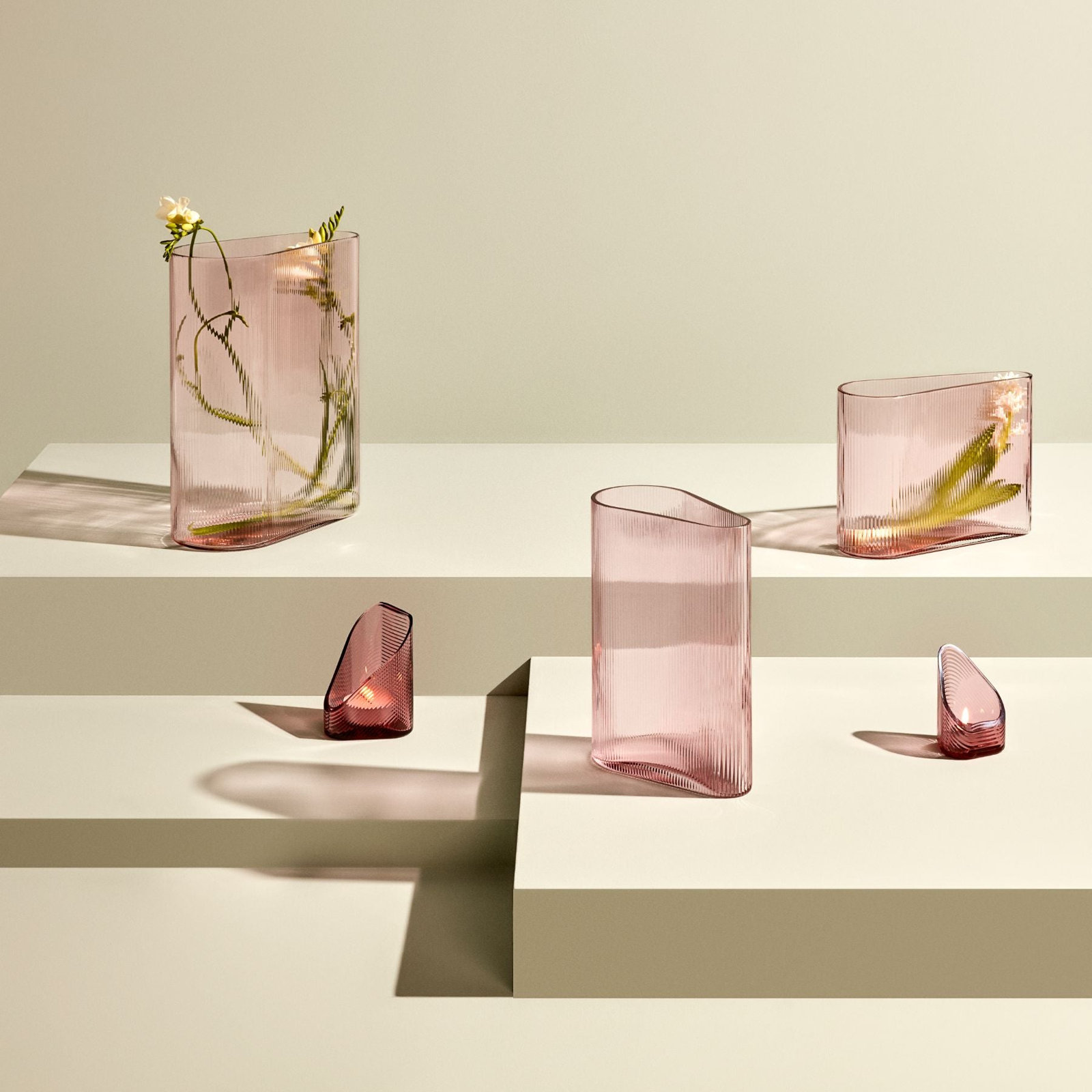 Mist Handmade Lead Free Crystal Table Vase, 11.43" H x 8" W x 4.33" D
