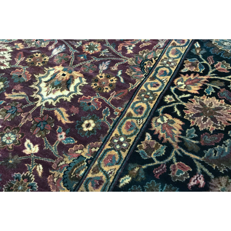 Bikaner Wool Oriental Area Rug in Red/Navy/Beige