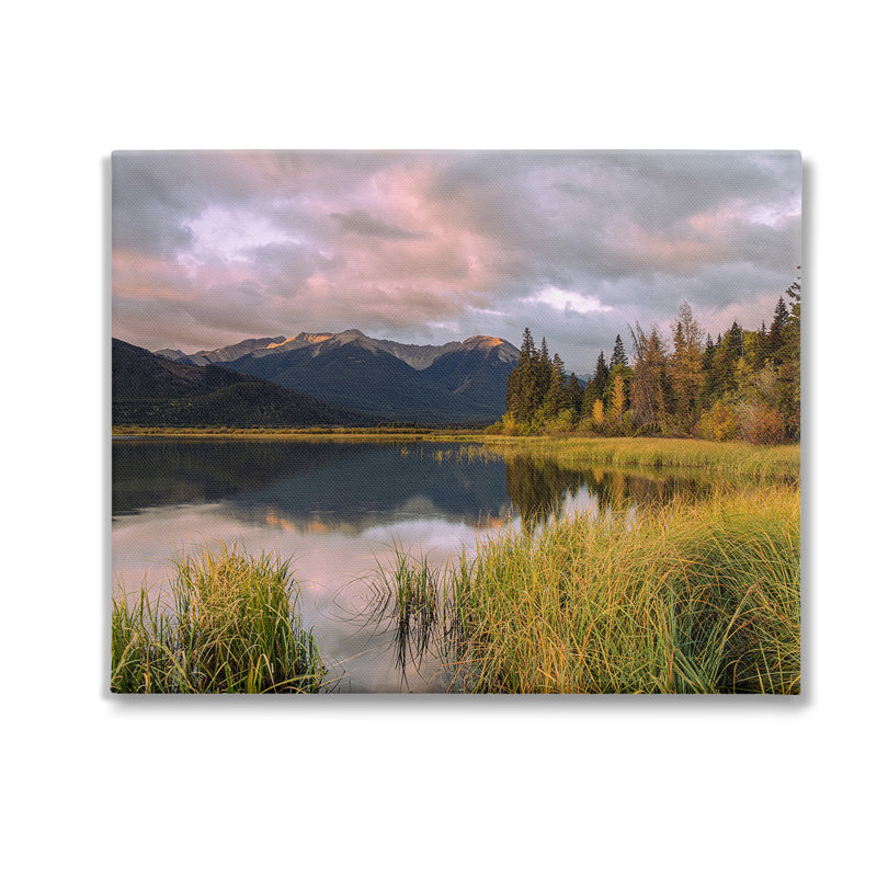 «Lake's Edge Landscape» par Margaret Clavell sur, H 24 po x l 30 po