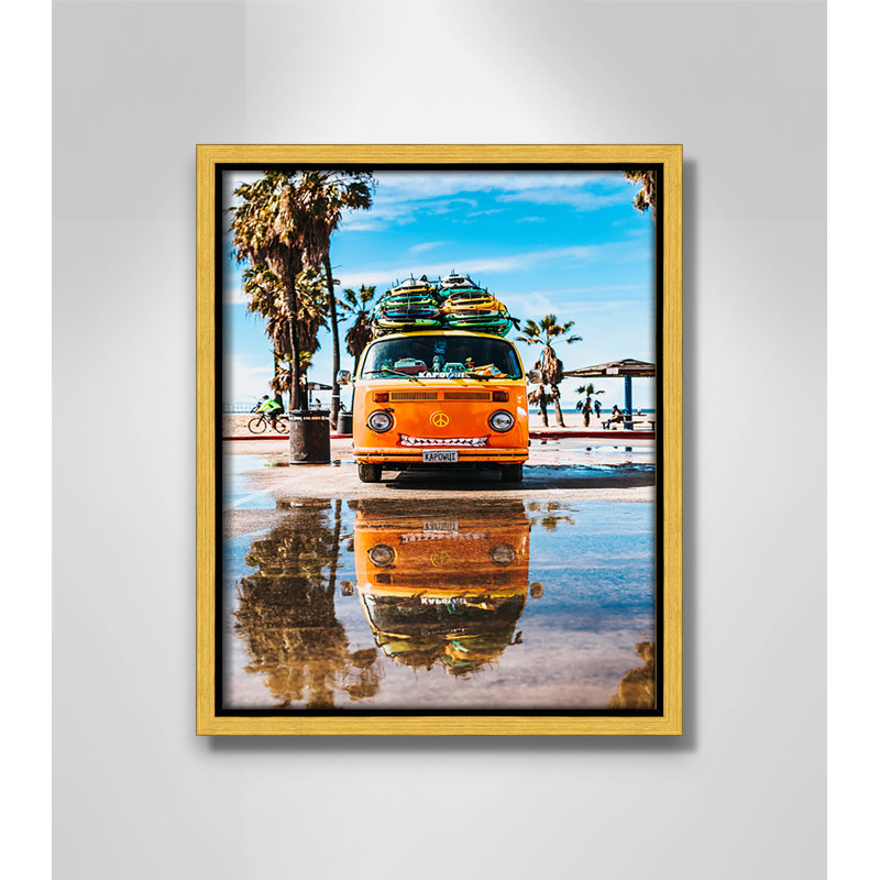 «Coastal Cruiser» par Tyler Nix, H 11,5 po x l 9,5 po x P 2 po, Cadre flottant doré, Pas de tapis