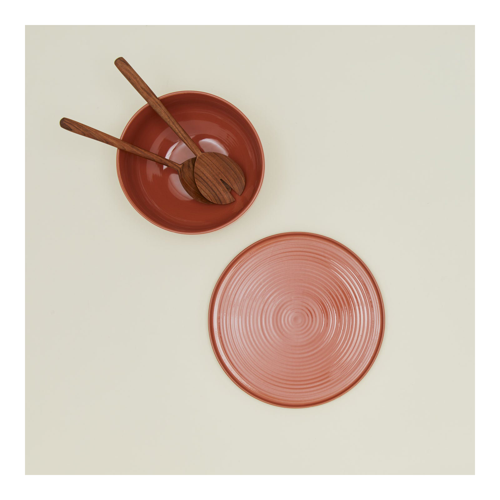 Essential Serving Bowl, Red