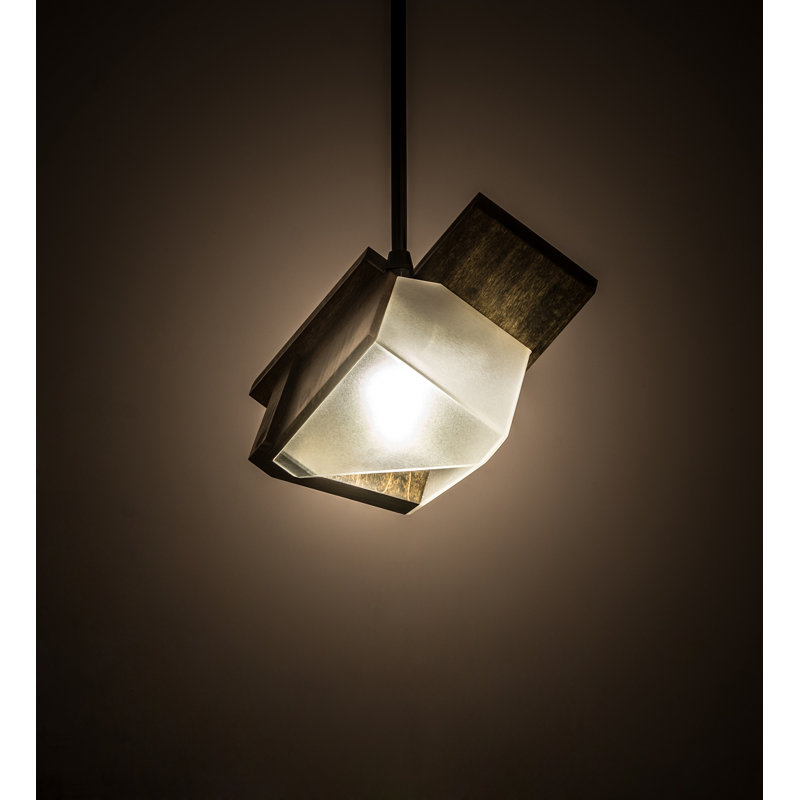 Brantcairn 1 - Light Chandelier