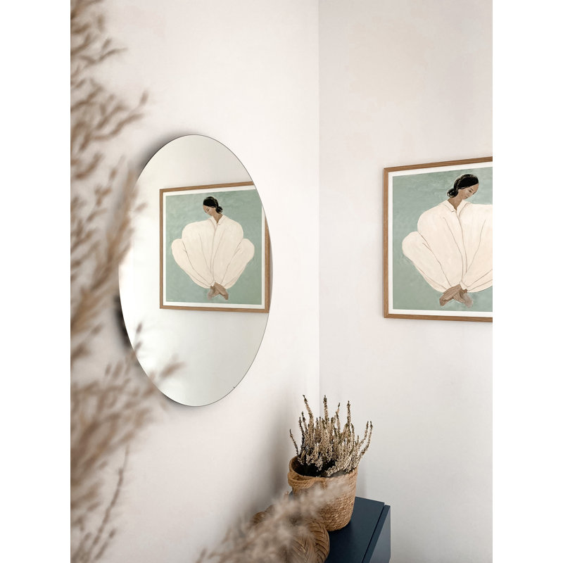 Round Wall Mounted Accent Mirror