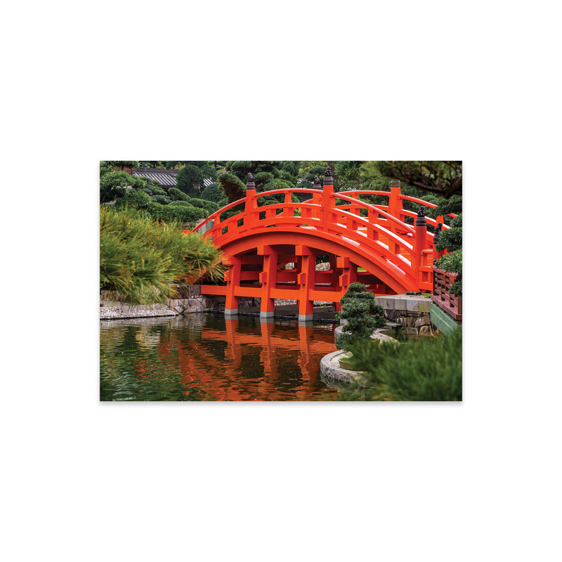 Yadid Red Bridge, Nan Lian Garden, Diamond Hill, Kowloon, Hong Kong, Chine par Michael DeFreitas