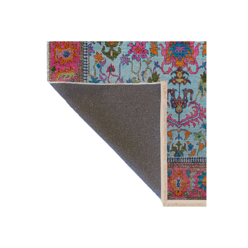 Tapis décoratif traditionnel lavable à la machine à motif floral bleu et rose, Tapis de couloir 2 pi 6 po x 6 pi 7 po
