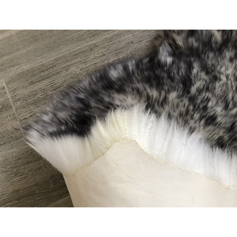 Wiedman Performance Faux Sheepskin Washable Indoor Rug, Oval 2'6" x 6'