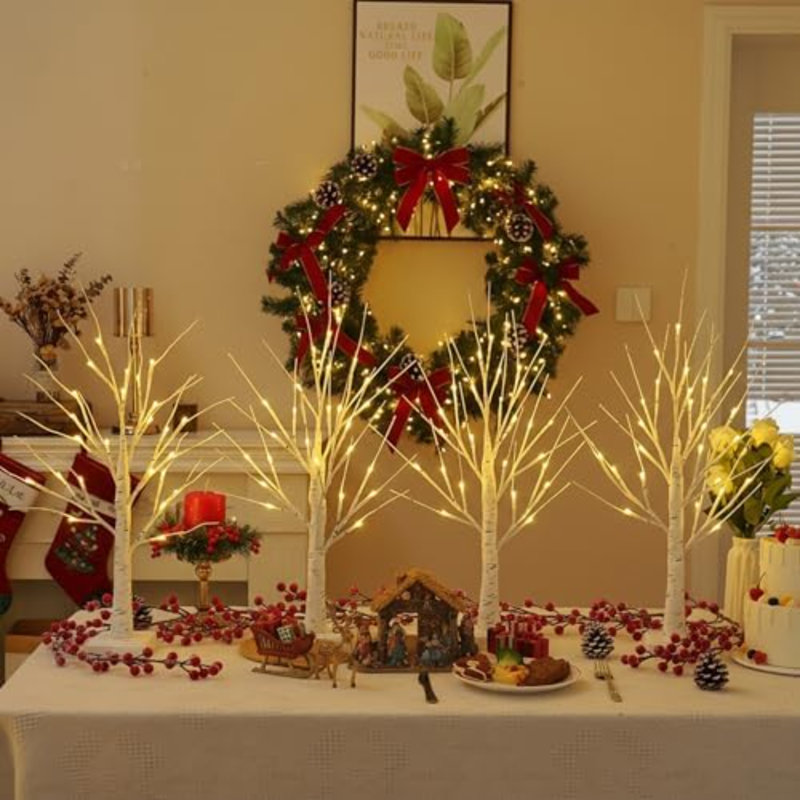 Ensemble de 4 sapins lumineux avec minuterie, lampe de table en forme de bouleau blanc de 60 cm (24 DEL) pour décoration intérieure, idéale pour un anniversaire, Thanksgiving, un mariage ou comme petit sapin de Noël.