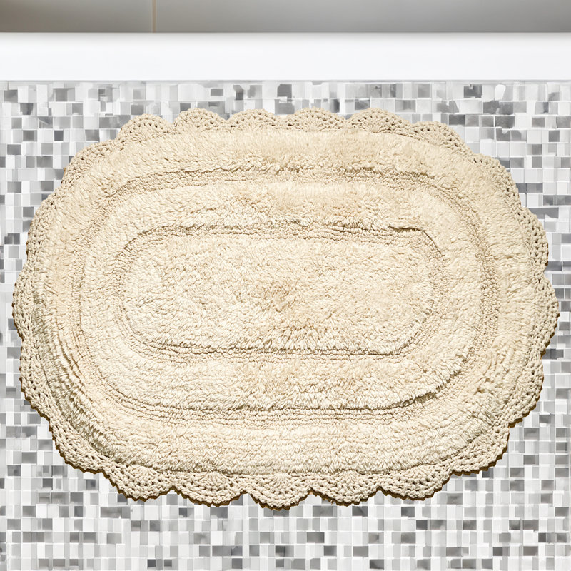 Casanova Non-Slip, 34" L x 21" W, Ivory