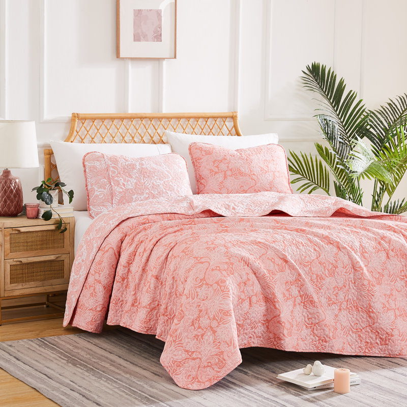 Perfect Paisley Coral Haze King Microfiber Reversible Quilt Set