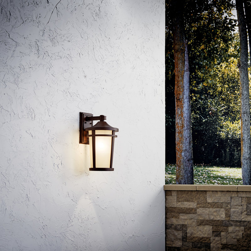 Lanterne murale d'extérieur en pierre brune 1 lumière Harvey 17,75 "Harvey, H 17,75 po x l 10 po x P 11 po / Incandescente