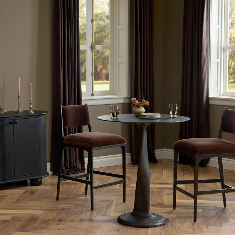 Torsio Dining Table