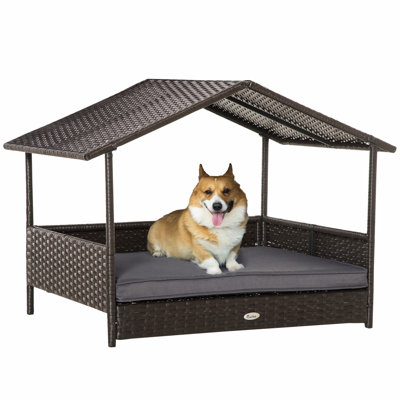 Lininger Wicker Dog House
