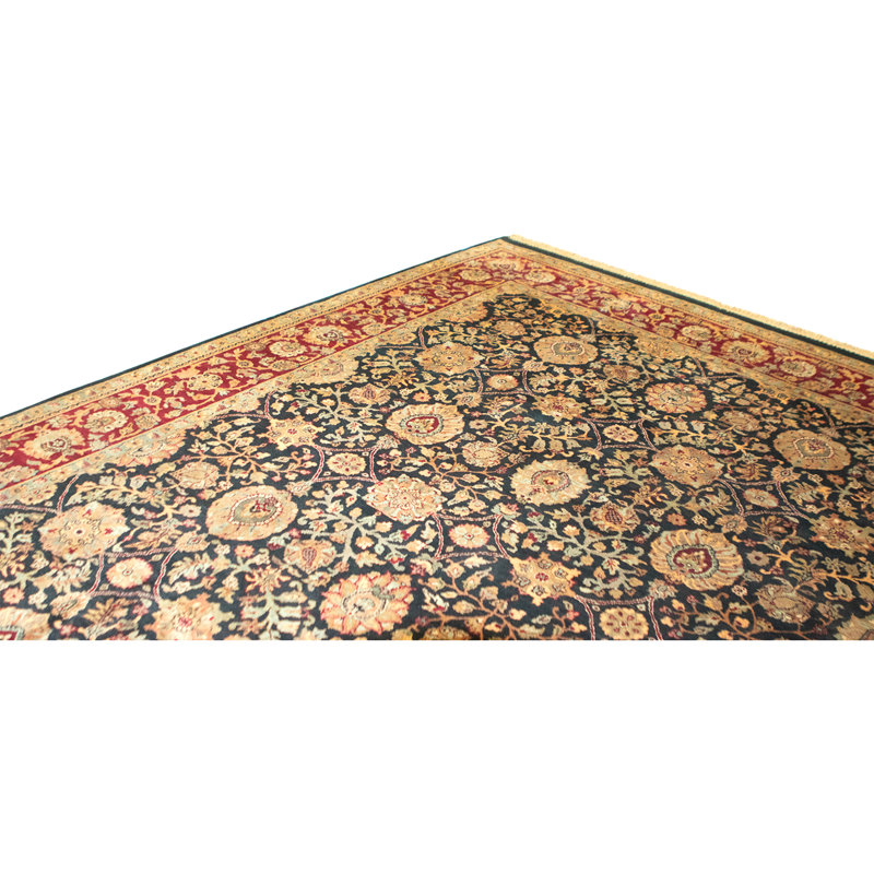 Hand Knotted Wool Area Rug in Black And Red