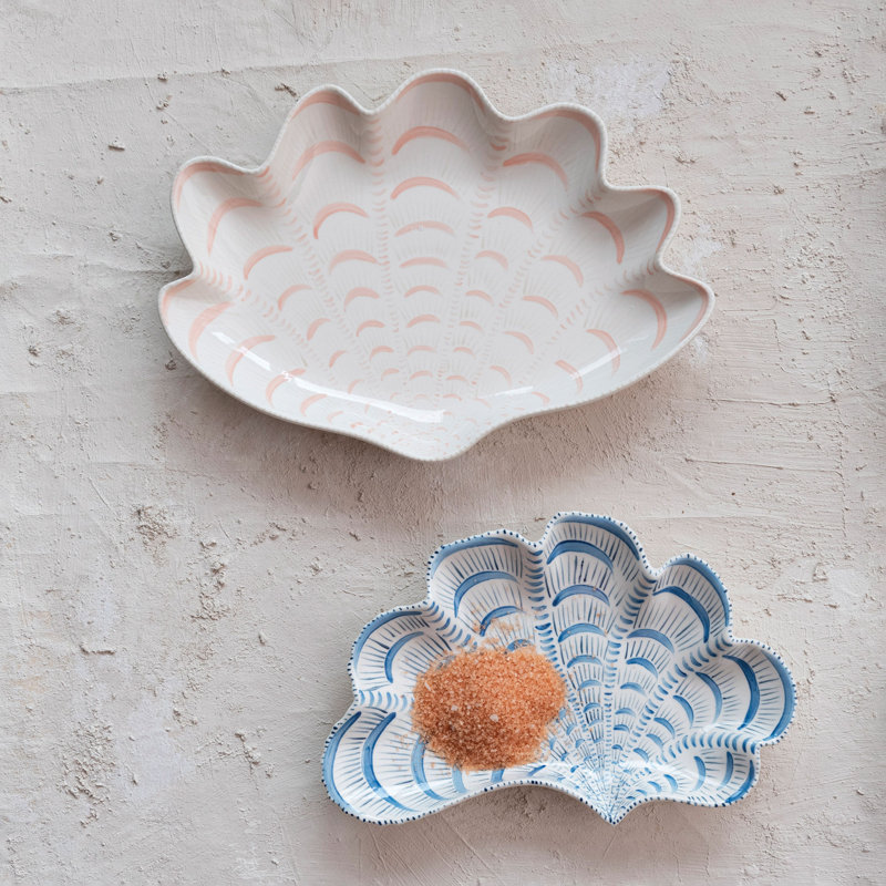 Izaak Hand-Painted Stoneware Shell Plate,White and Pink
